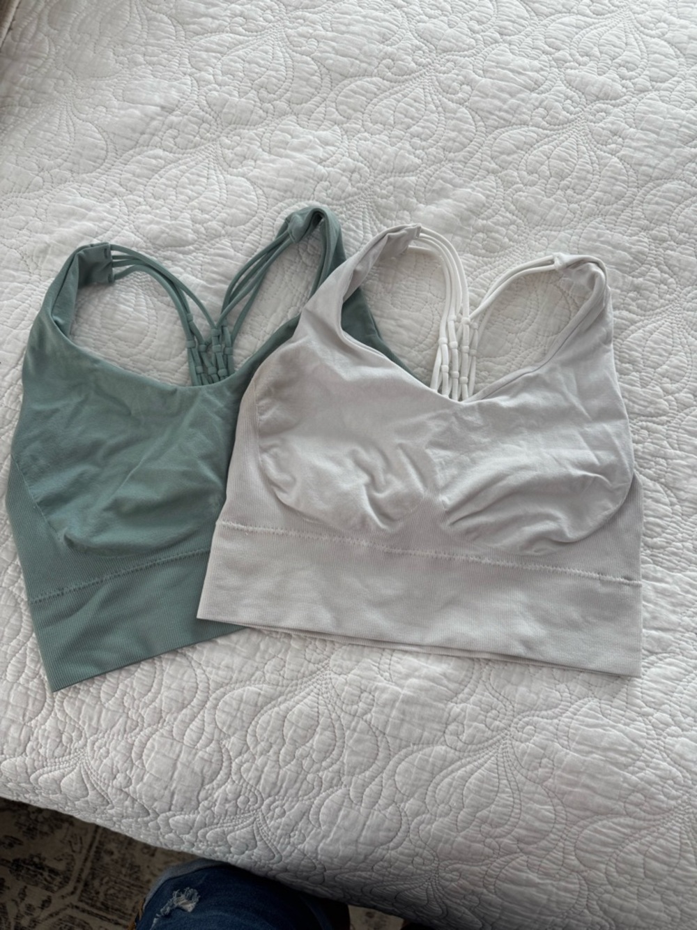 Seamless Strappy Sports Bras - Sage Green & white